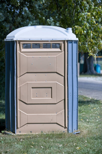 Best Luxury portable toilet rental  in New London, OH
